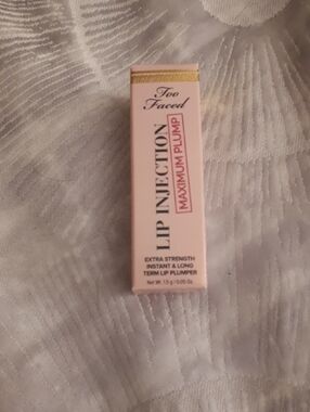 Too Faced Lip Injection Maximum Plump - 1.5g Travel Size